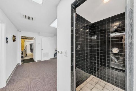 Commercial property in Fort Lauderdale, Florida № 2158173 - photo 21