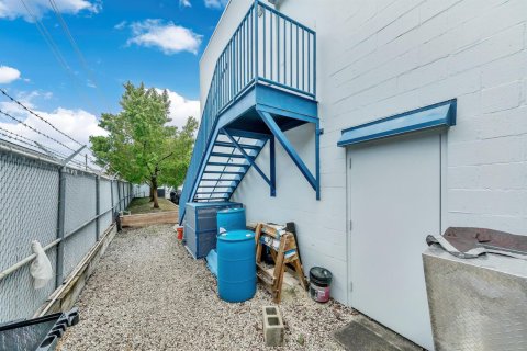 Commercial property in Fort Lauderdale, Florida № 2158173 - photo 28