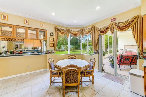 Villa ou maison à vendre à Valrico, Floride: 5 chambres, 378.76 m2 № 1907656 - photo 13