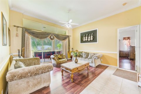 Villa ou maison à vendre à Valrico, Floride: 5 chambres, 378.76 m2 № 1907656 - photo 3