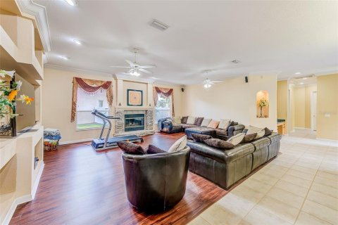 Villa ou maison à vendre à Valrico, Floride: 5 chambres, 378.76 m2 № 1907656 - photo 8