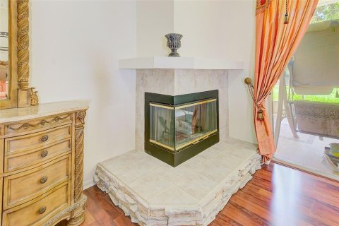 Villa ou maison à vendre à Valrico, Floride: 5 chambres, 378.76 m2 № 1907656 - photo 26