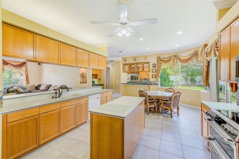 Villa ou maison à vendre à Valrico, Floride: 5 chambres, 378.76 m2 № 1907656 - photo 16