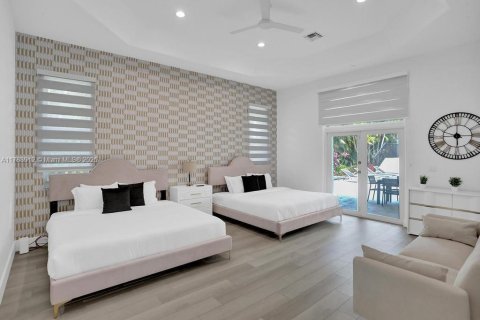 Villa ou maison à louer à Davie, Floride: 9 chambres, 462.56 m2 № 1861072 - photo 21