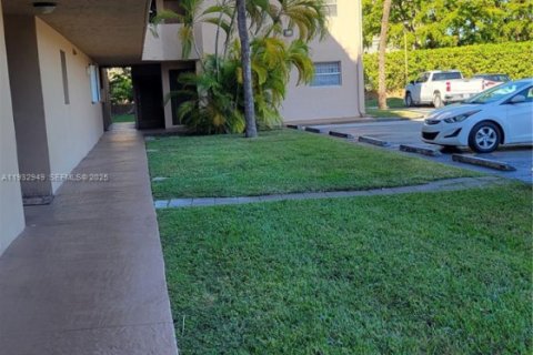 Снять в аренду кондоминиум в Майами, Флорида 1 спальня, 78.87м2, № 1991784 - фото 25