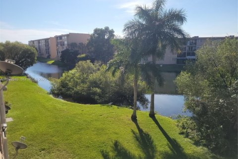 Снять в аренду кондоминиум в Майами, Флорида 1 спальня, 78.87м2, № 1991784 - фото 8