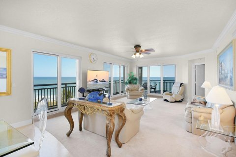 Copropriété à louer à Hutchinson Island South, Floride: 4 chambres, 256.32 m2 № 1100680 - photo 1