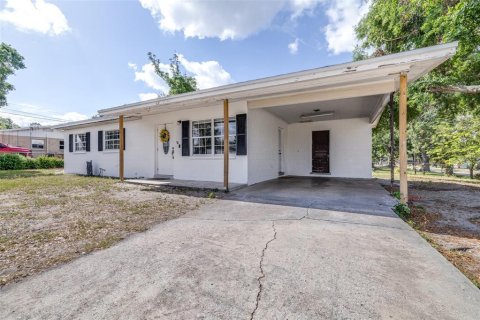 House in Lake Alfred, Florida 3 bedrooms, 84.73 sq.m. № 1736436 - photo 3