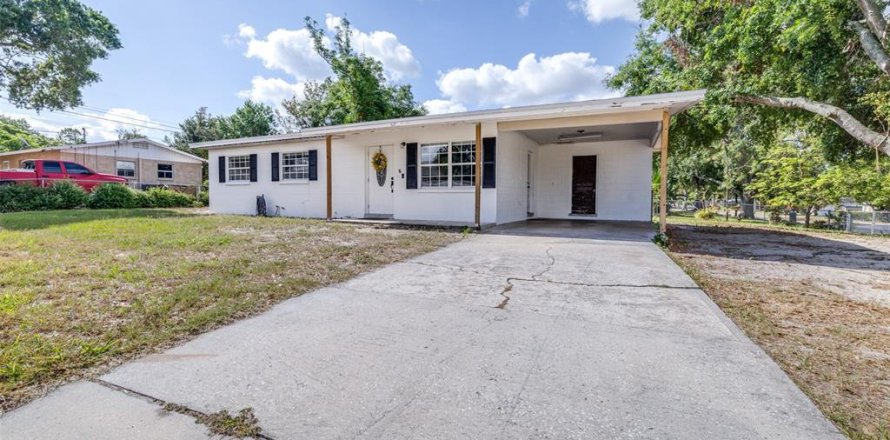 House in Lake Alfred, Florida 3 bedrooms, 84.73 sq.m. № 1736436
