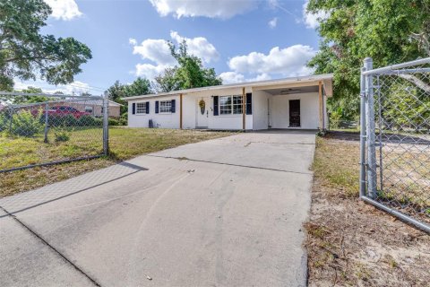 House in Lake Alfred, Florida 3 bedrooms, 84.73 sq.m. № 1736436 - photo 2