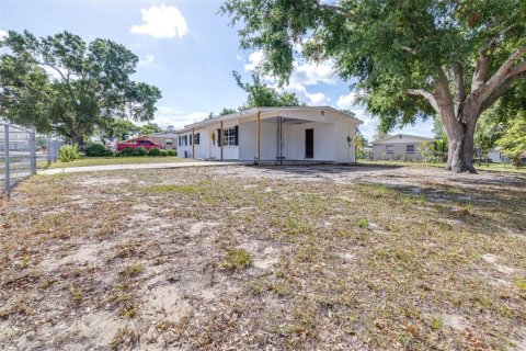 House in Lake Alfred, Florida 3 bedrooms, 84.73 sq.m. № 1736436 - photo 6