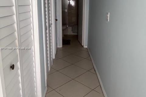 Condo in Miami Beach, Florida, 2 bedrooms  № 2048461 - photo 11