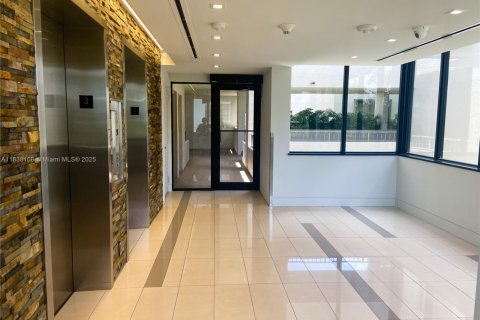 Copropriété à louer à Key Biscayne, Floride: 3 chambres, 159.79 m2 № 1935543 - photo 18