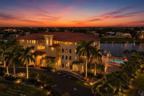 Copropriété à vendre à Punta Gorda, Floride: 3 chambres, 168.52 m2 № 2196621 - photo 2