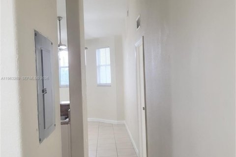 Copropriété à louer à Homestead, Floride: 2 chambres, 86.4 m2 № 2025769 - photo 14