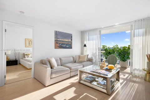 Снять в аренду кондоминиум в Майами-Бич, Флорида 2 спальни, 104.98м2, № 1970747 - фото 6