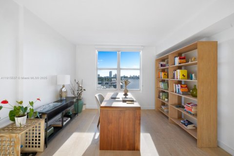 Снять в аренду кондоминиум в Майами-Бич, Флорида 2 спальни, 104.98м2, № 1970747 - фото 4