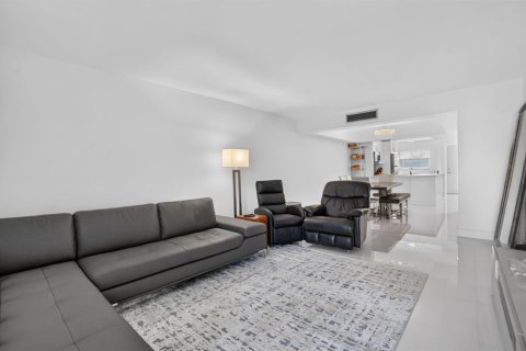 Condominio en venta en Boca Raton, Florida, 2 dormitorios, 120.77 m2 № 2421189 - foto 17
