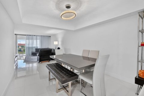 Condominio en venta en Boca Raton, Florida, 2 dormitorios, 120.77 m2 № 2421189 - foto 12