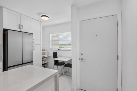 Condominio en venta en Boca Raton, Florida, 2 dormitorios, 120.77 m2 № 2421189 - foto 4