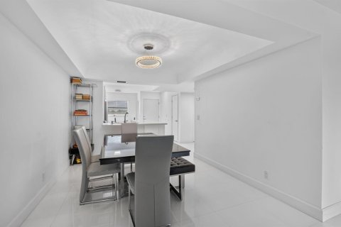 Condominio en venta en Boca Raton, Florida, 2 dormitorios, 120.77 m2 № 2421189 - foto 14