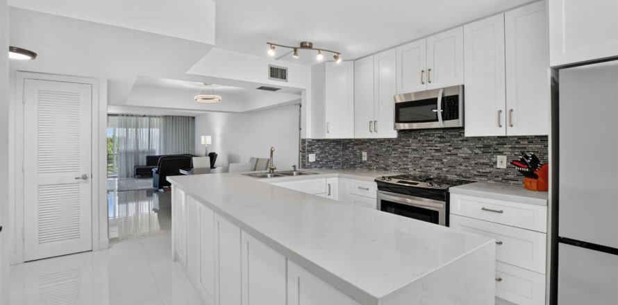 Condominio en Boca Raton, Florida, 2 dormitorios  № 2421189