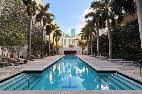 Condominio en venta en Miami, Florida, 2 dormitorios, 93.83 m2 № 2029821 - foto 21