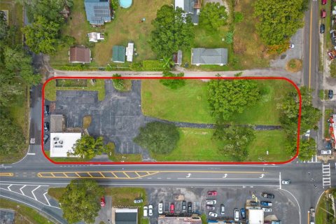 Propiedad comercial en venta en Zephyrhills, Florida, 169.45 m2 № 2310529 - foto 3