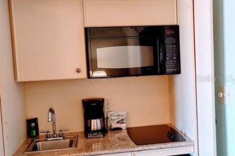 Condominio en venta en Palm Coast, Florida, 1 dormitorio, 62.99 m2 № 2204429 - foto 30