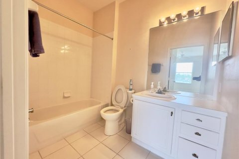 Copropriété à vendre à Orlando, Floride: 3 chambres, 118.54 m2 № 2233723 - photo 17