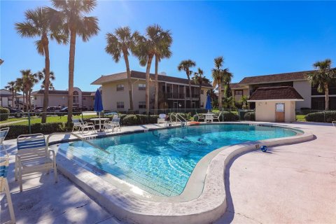 Condo in Bradenton, Florida, 1 bedroom  № 1810777 - photo 13