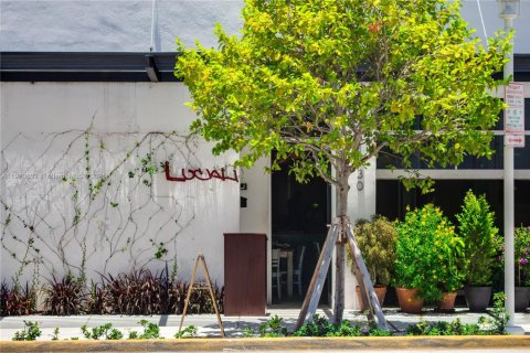 Condo in Miami Beach, Florida, 2 bedrooms  № 1971154 - photo 29