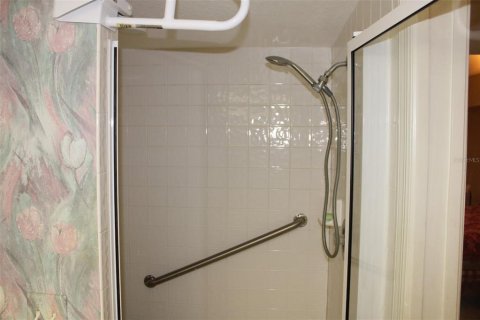 Adosado en venta en Seminole, Florida, 3 dormitorios, 162.49 m2 № 2092273 - foto 29