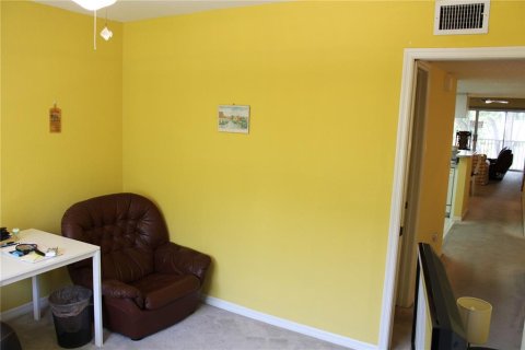 Adosado en venta en Seminole, Florida, 3 dormitorios, 162.49 m2 № 2092273 - foto 9