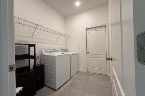 Villa ou maison à louer à Davenport, Floride: 3 chambres, 159.51 m2 № 1917379 - photo 10