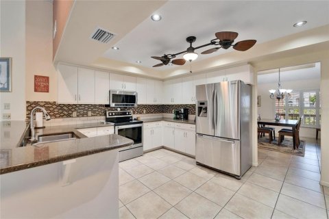Casa en venta en Plant City, Florida, 4 dormitorios, 246.47 m2 № 2092539 - foto 11