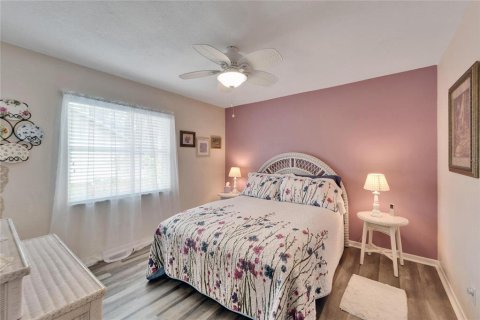 Casa en venta en Plant City, Florida, 4 dormitorios, 246.47 m2 № 2092539 - foto 28