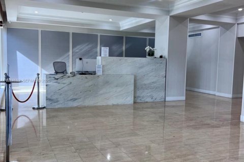 Appartement à louer à North Bay Village, Floride: 1 chambre, 87.33 m2 № 2078960 - photo 14