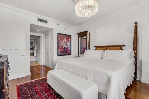 Apartment in Miami Beach, Florida 2 bedrooms, 133.5 sq.m. № 2247869 - photo 21