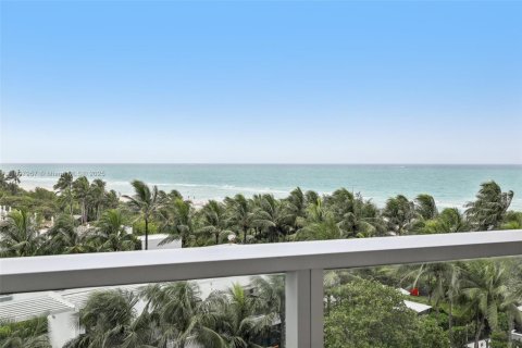 Condo in Miami Beach, Florida  № 1741632 - photo 6