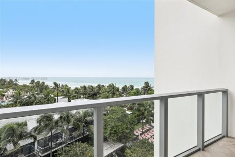Condo in Miami Beach, Florida  № 1741632 - photo 7