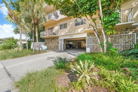 Apartment in North Miami, Florida 2 bedrooms, 83.61 sq.m. № 1927410 - photo 15