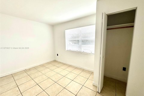 Apartment in North Miami, Florida 2 bedrooms, 83.61 sq.m. № 1927410 - photo 10