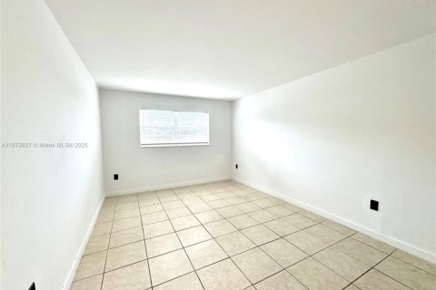 Apartment in North Miami, Florida 2 bedrooms, 83.61 sq.m. № 1927410 - photo 6