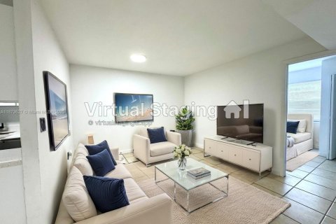 Apartment in North Miami, Florida 2 bedrooms, 83.61 sq.m. № 1927410 - photo 3