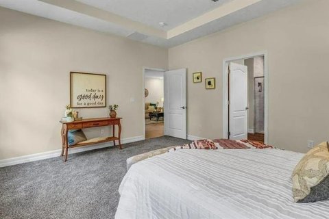 Casa en alquiler en North Port, Florida, 4 dormitorios, 194.35 m2 № 1902188 - foto 11