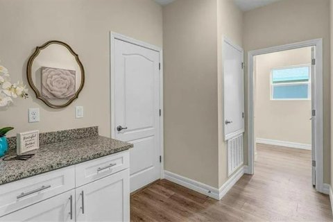 Casa en alquiler en North Port, Florida, 4 dormitorios, 194.35 m2 № 1902188 - foto 4