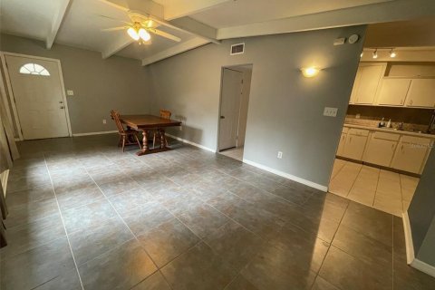 Villa ou maison à vendre à Gainesville, Floride: 4 chambres, 133.22 m2 № 1769238 - photo 4