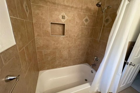 Villa ou maison à vendre à Gainesville, Floride: 4 chambres, 133.22 m2 № 1769238 - photo 15
