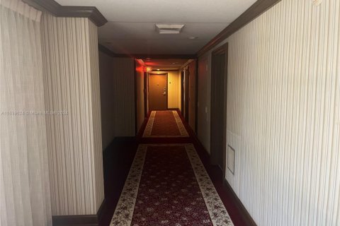 Copropriété à vendre à Miami, Floride: 2 chambres, 125.7 m2 № 1320585 - photo 22